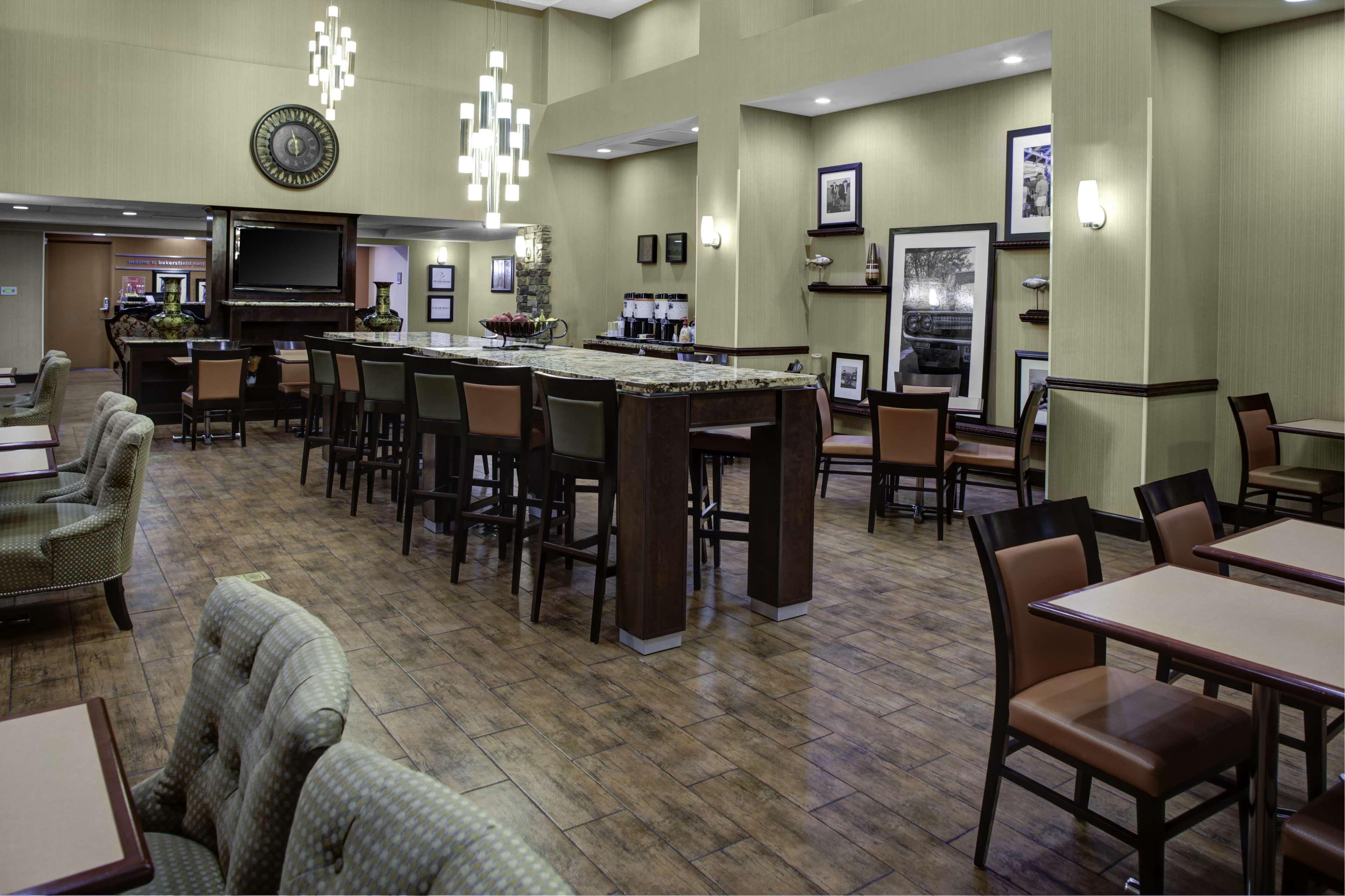 Hampton Inn And Suites Bakersfield / Highway 58 Esterno foto