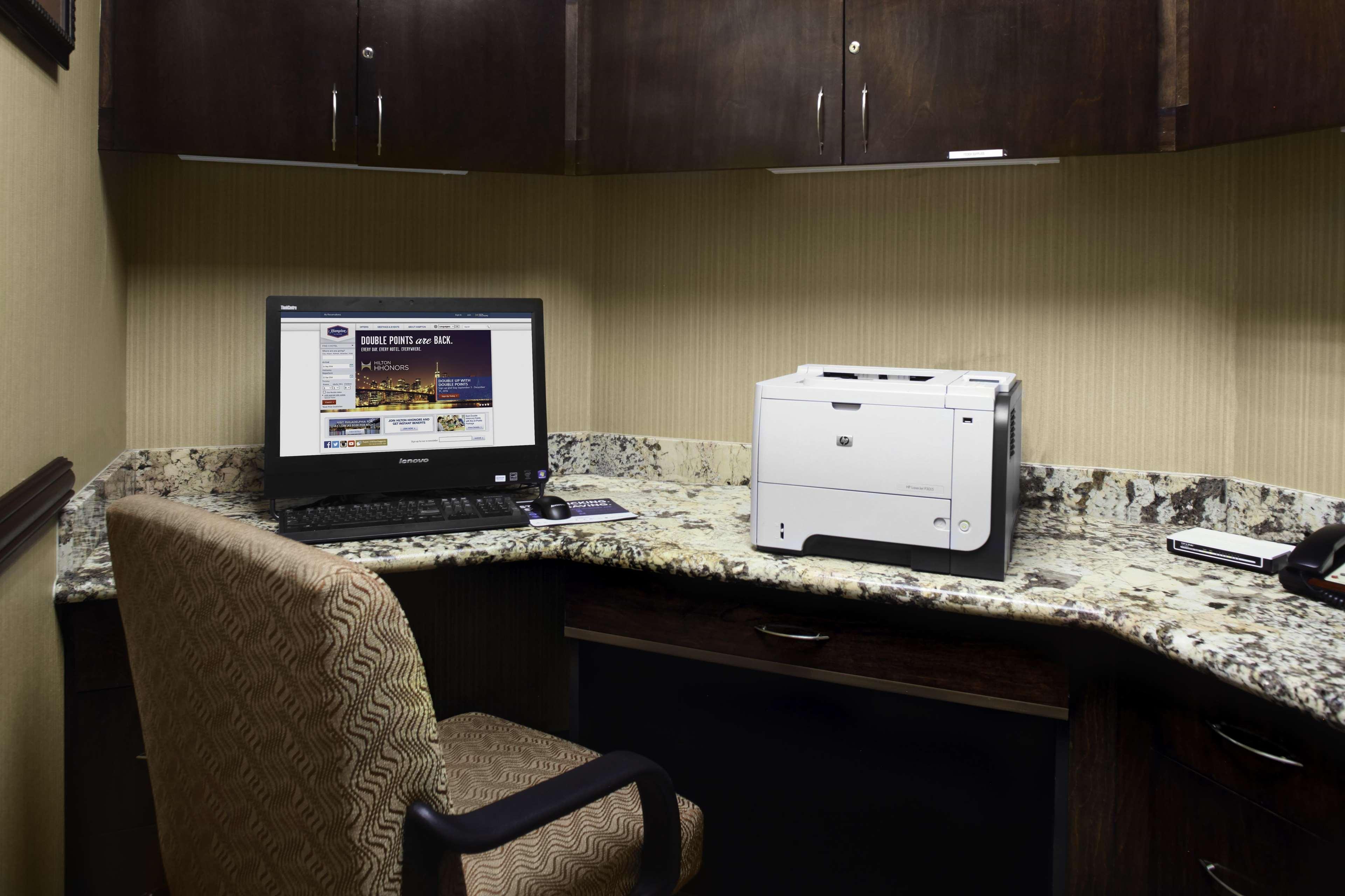 Hampton Inn And Suites Bakersfield / Highway 58 Esterno foto