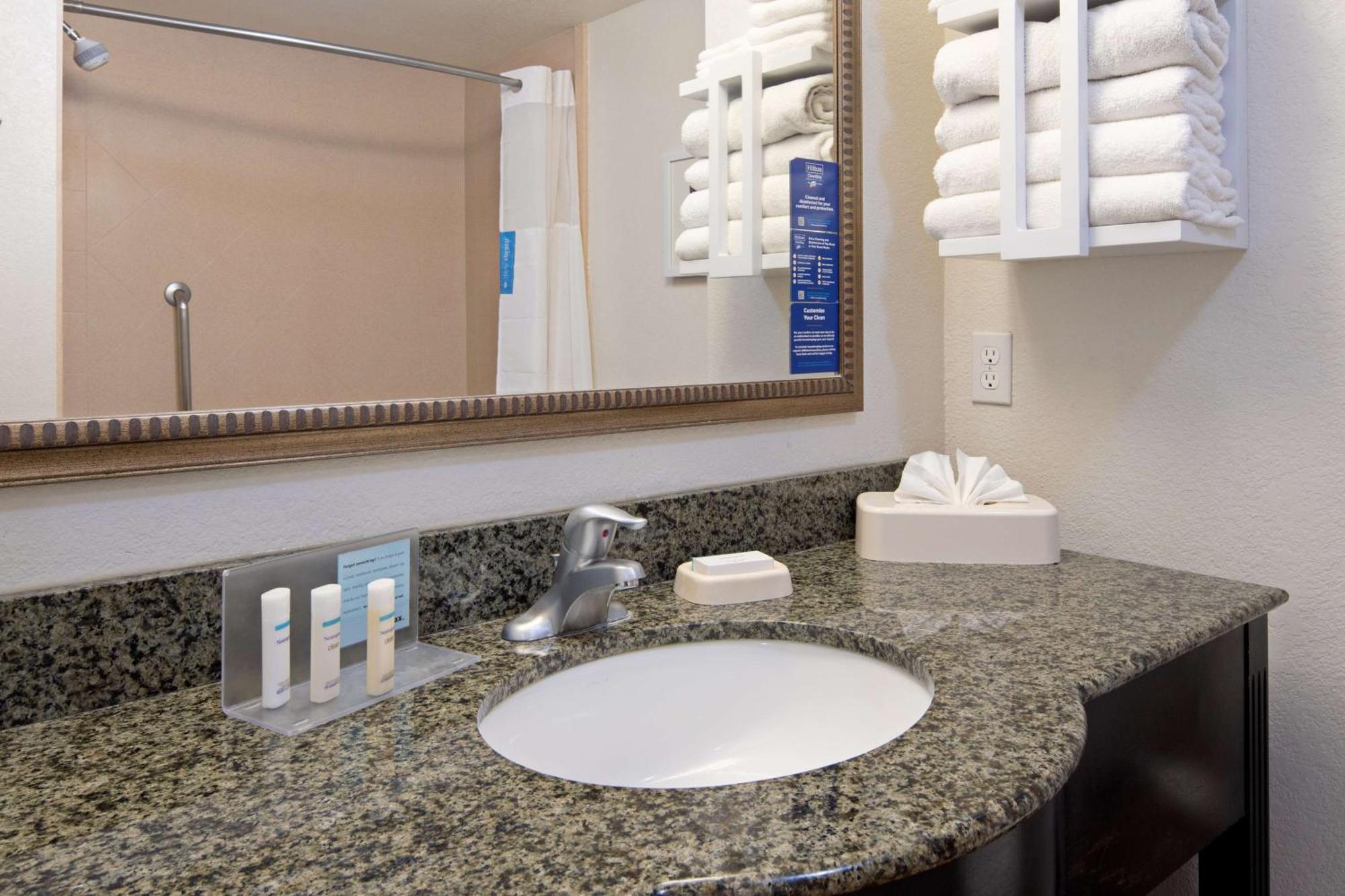 Hampton Inn And Suites Bakersfield / Highway 58 Esterno foto